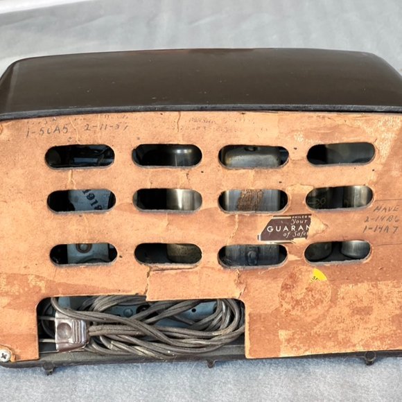 Vintage Philco Transitione Tube Radio - Picture 3 of 3